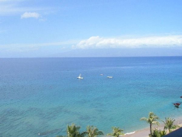 Calm turquoise ocean Maui seascape